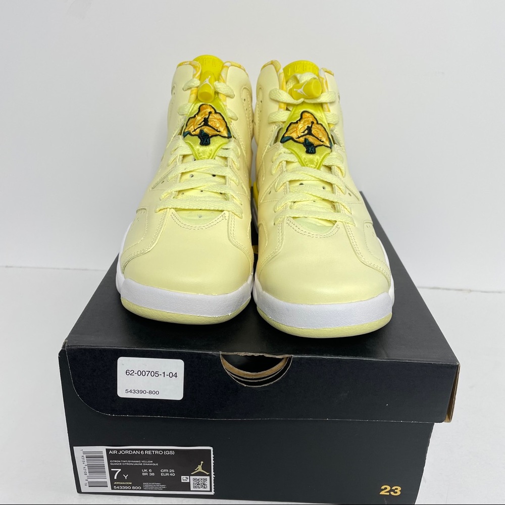 Nike Air Jordan 6 Retro GS “Dynamic Yellow” NEW - Picture 2 of 4